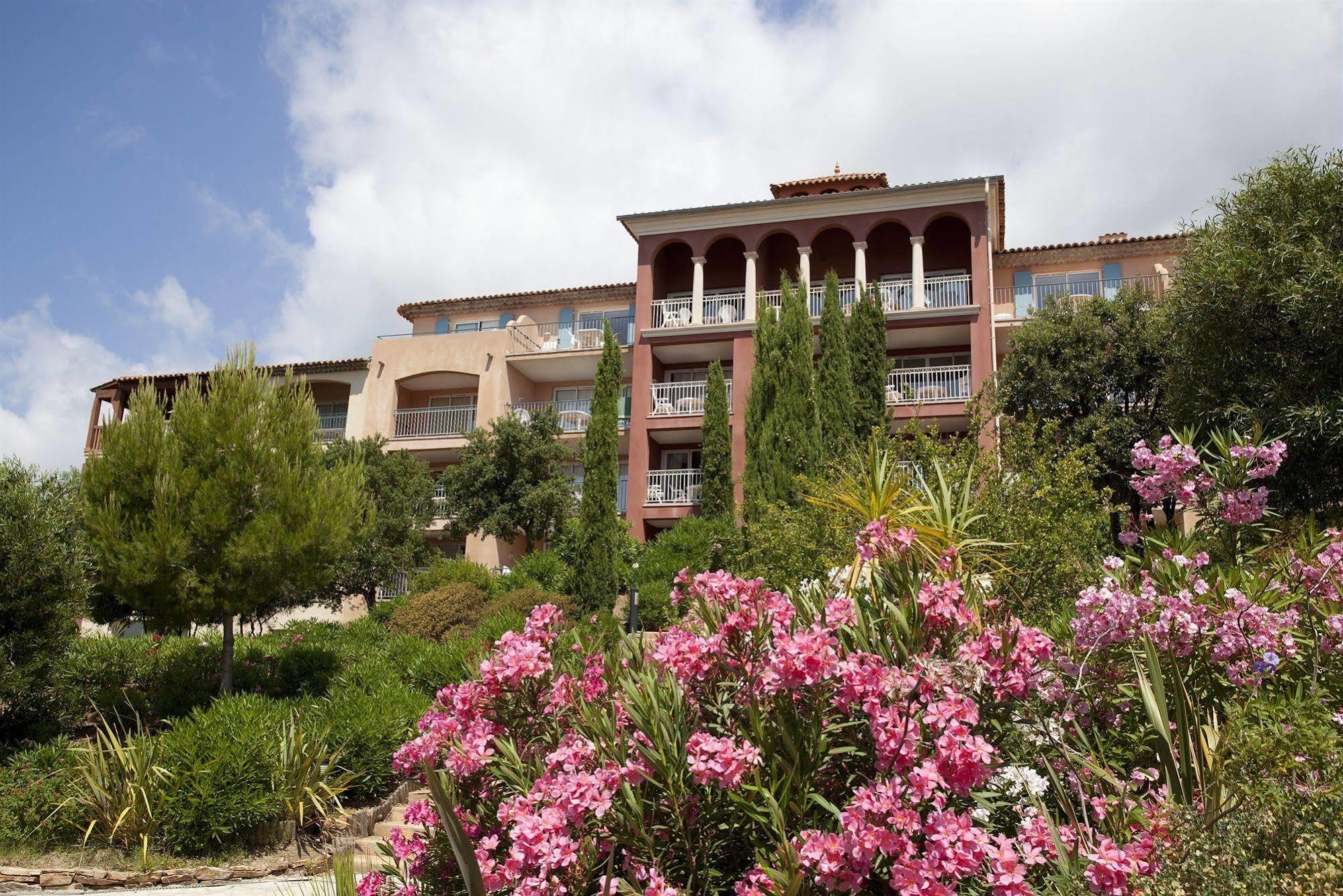 P&V Residence Le Hameau Des Issambrr サント・マキシム エクステリア 写真